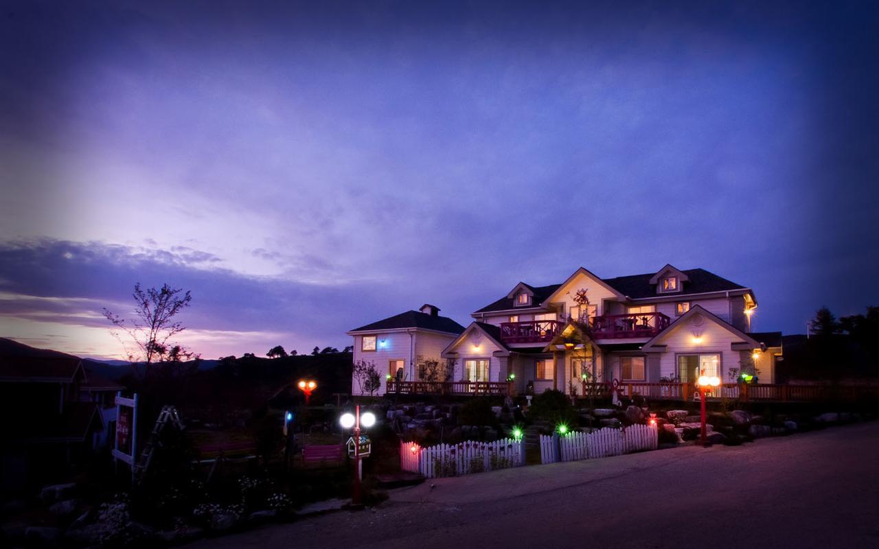 Pungcha & Herb Pension Pyeongchang Exterior photo